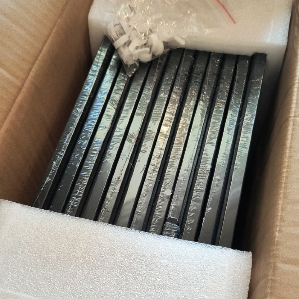 Set of 12 Frames, Black, 8.5x11"